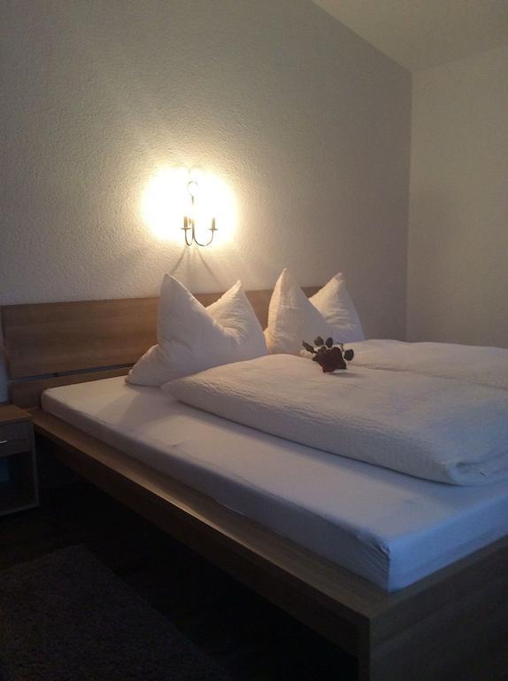 Ferienwohnung Rahm 슈벤다우 객실 사진